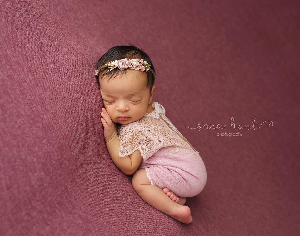 Newbornドレス☆繊細なレースのかわいいロンパース ライラック