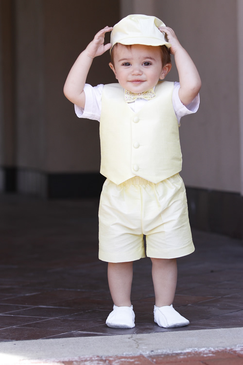 ベビーハーフスーツ♪男の子こどもフォーマルスーツ☆キャップとクリスタルの蝶ネクタイ付♪5点セット