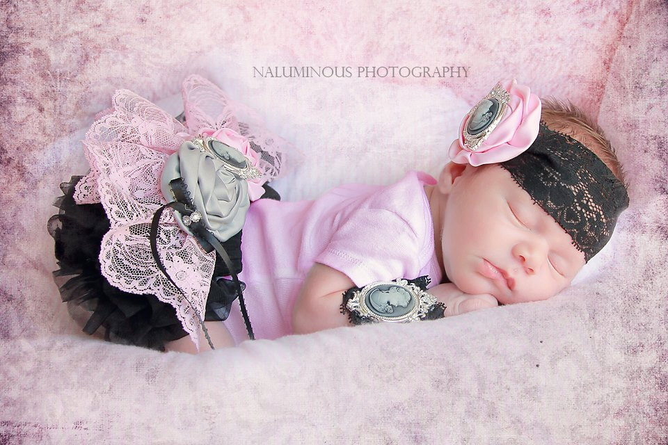 Newbornフォト★ギフトにも!シフォンチュチュブルマ・ヘッドバンド・カフス&サッシュセット