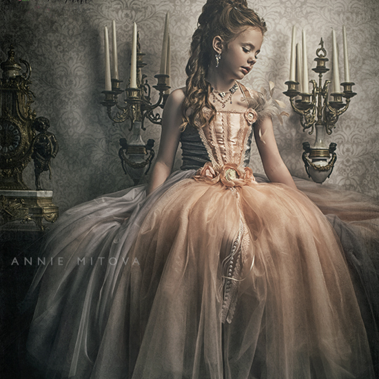 神聖な公爵夫人のドレス「Duchess Divine Flower Girl Dress」1歳から14歳