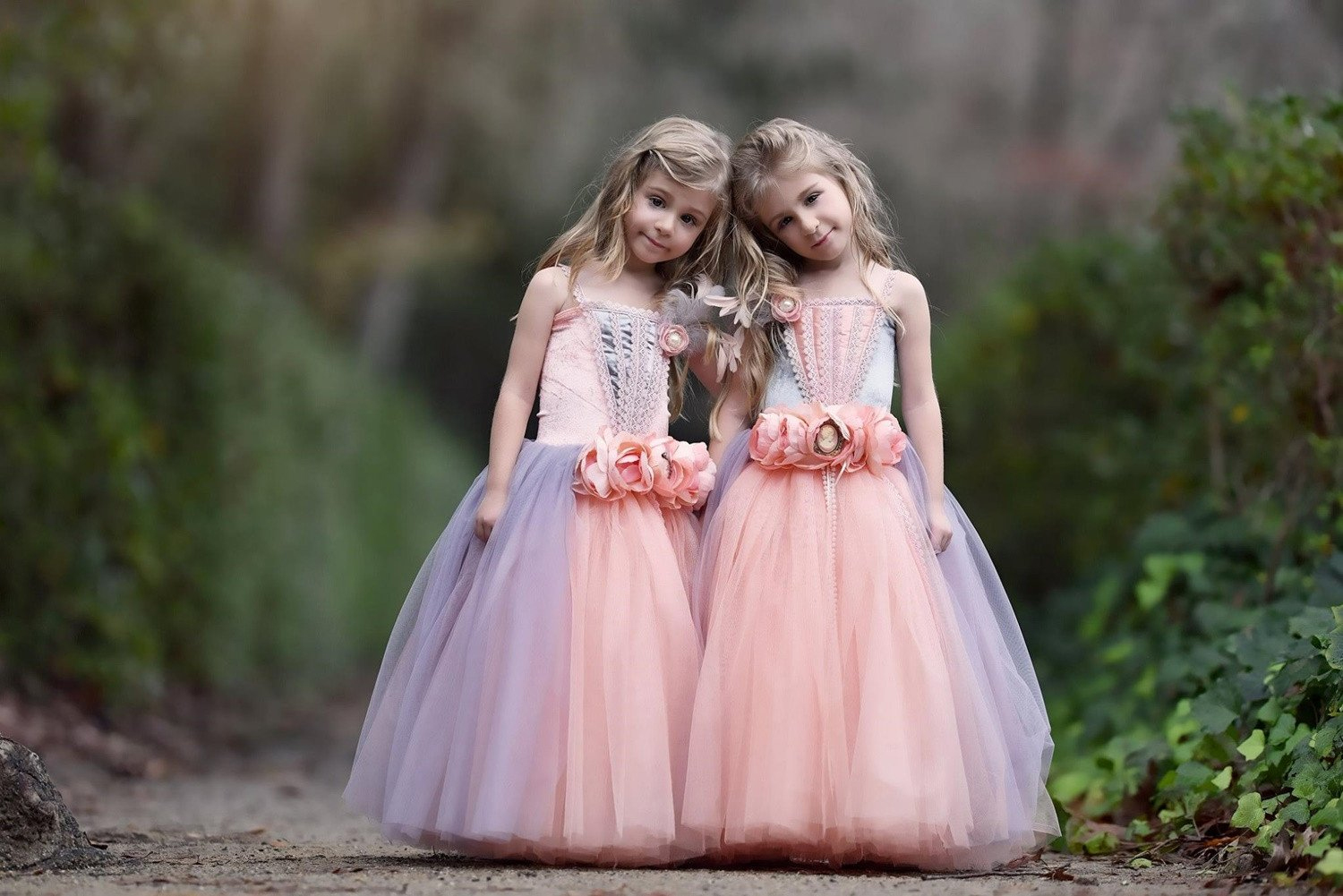 神聖な公爵夫人のドレス「Duchess Divine Flower Girl Dress」1歳から14歳