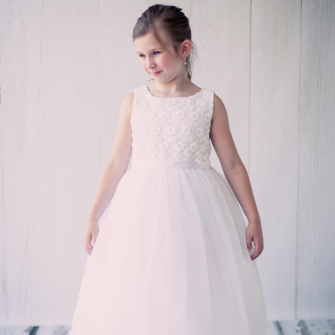 シンプルコレクション~花刺繍のチュールドレス「Simple Collection Flower Embroidered Girls Tulle Dress」2歳から14歳