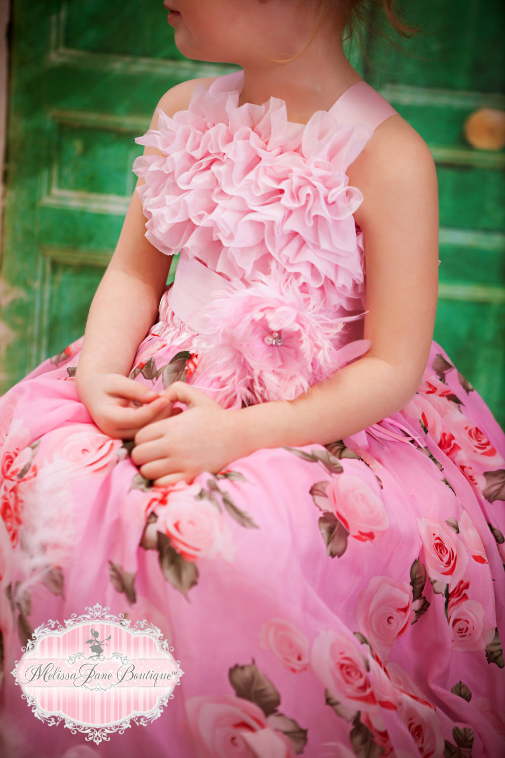 フリルが楽しいフェザードレス「Frilly Fun Girls Feather Dress」1歳から6歳