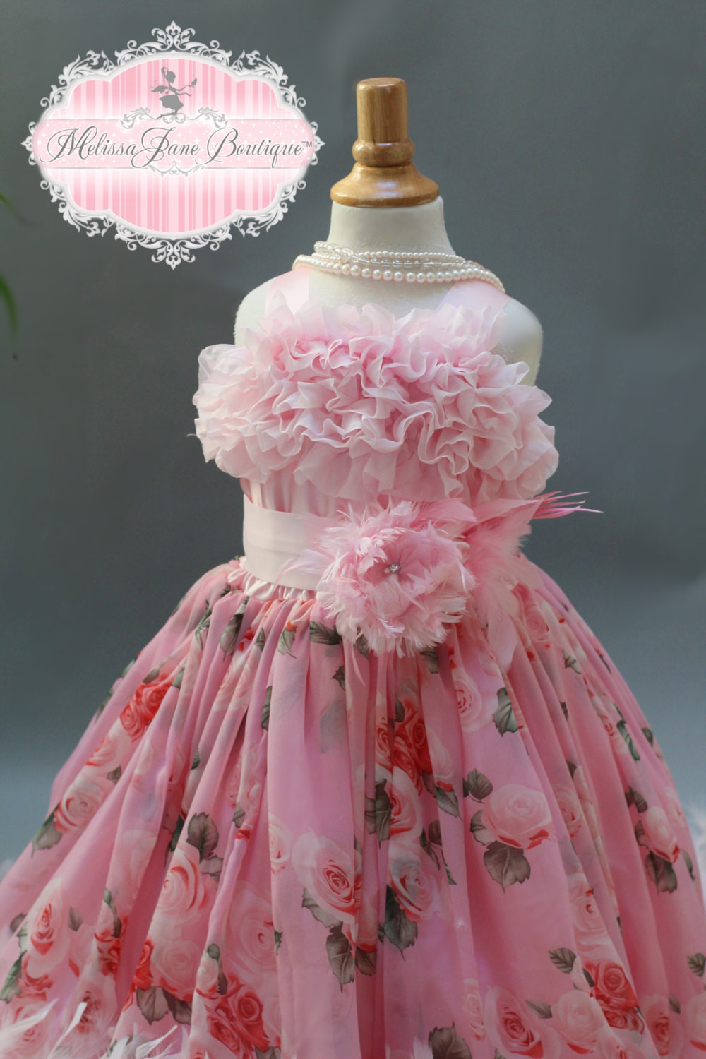 フリルが楽しいフェザードレス「Frilly Fun Girls Feather Dress」1歳から6歳