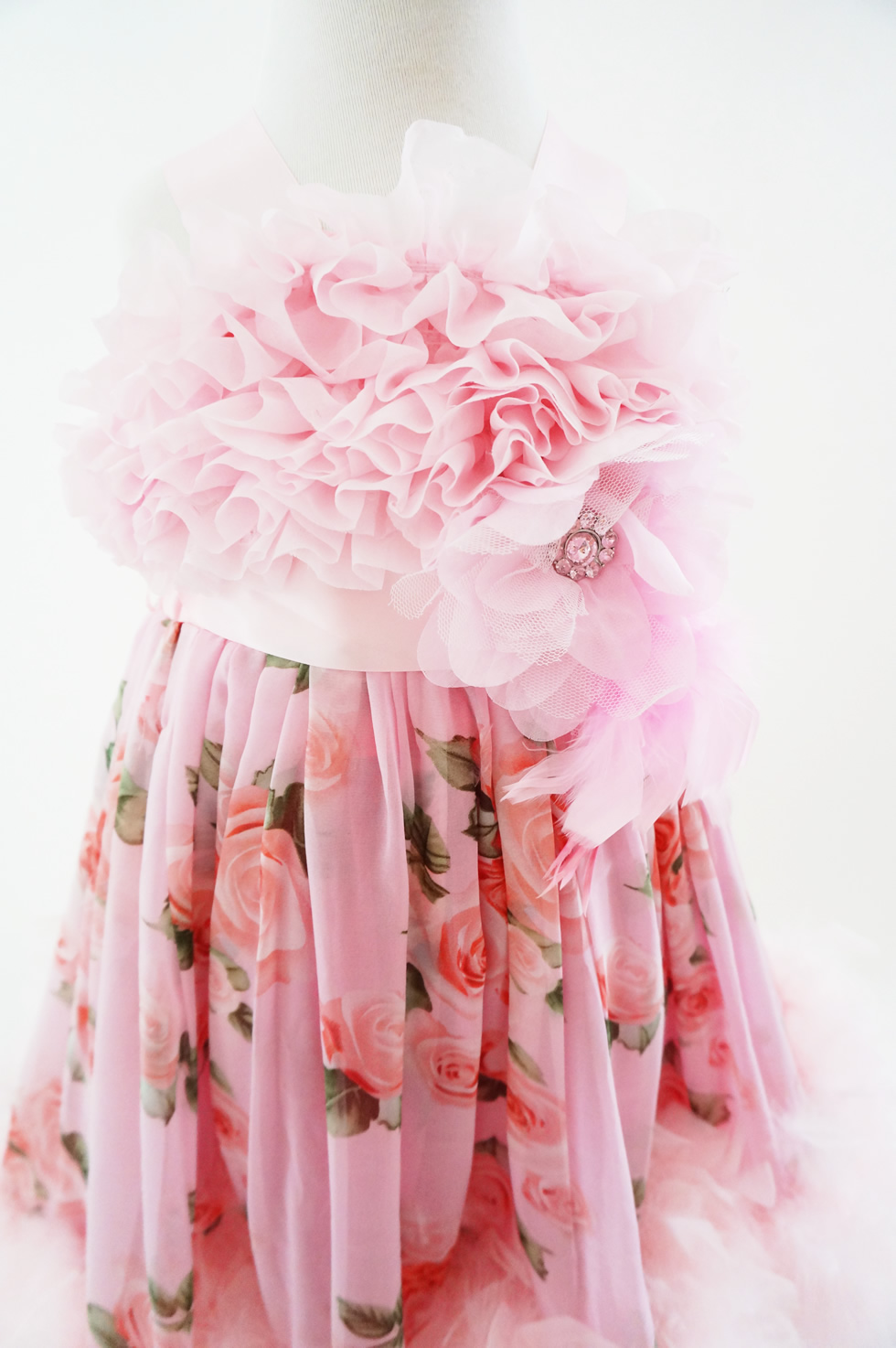 フリルが楽しいフェザードレス「Frilly Fun Girls Feather Dress」1歳から6歳
