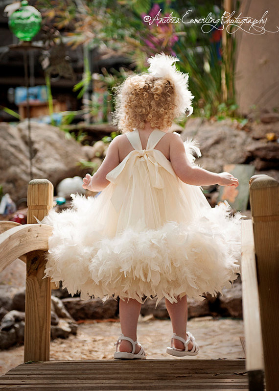 小さなお姫様のフラワーガールドレス「Little Miss Princess Flower Girl Dress」1歳から4歳