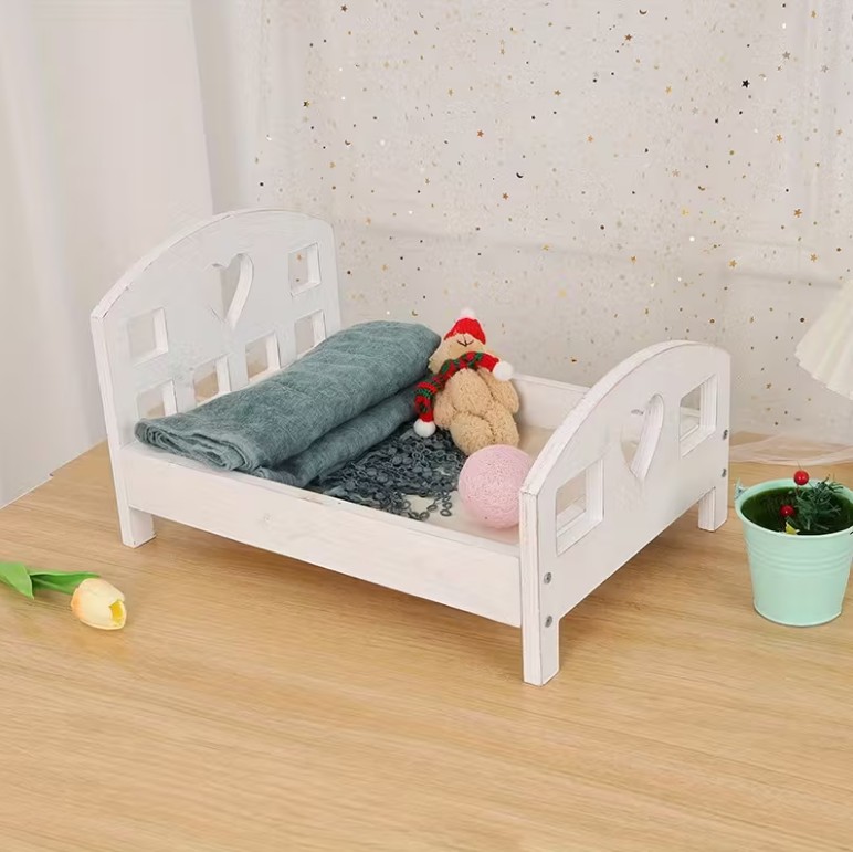 ニューボーンフォト 撮影小物 撮影小道具 撮影用ベビーベッド ベビーフォト 木製 ハートのミニベッド