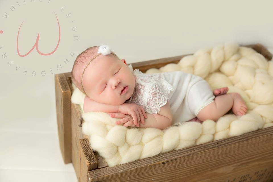 Newbornドレス☆繊細なレースのかわいいロンパース アイボリー