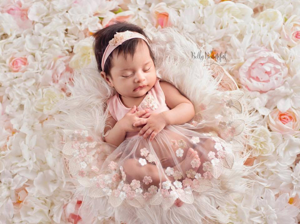 Newbornドレス☆小さなプリンセスに!花びらのメッシュドレス♪0ヶ月~12ヶ月