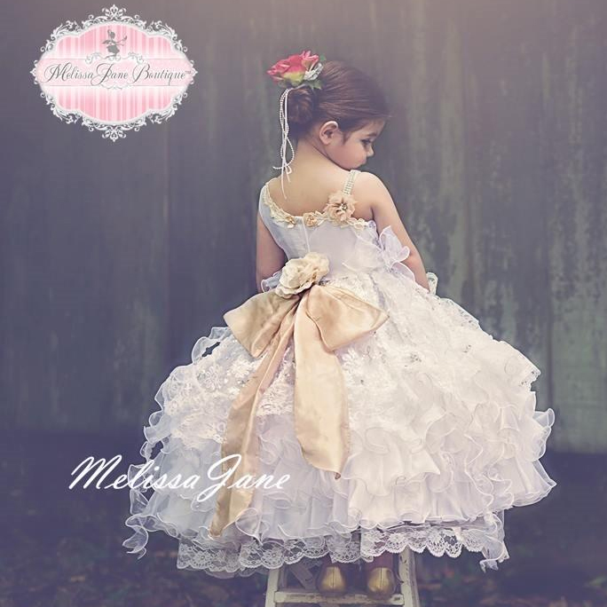 美しく輝くフリルのドレス「Beautiful Glitz Ruffles Flower Girl Dress」1歳から10歳