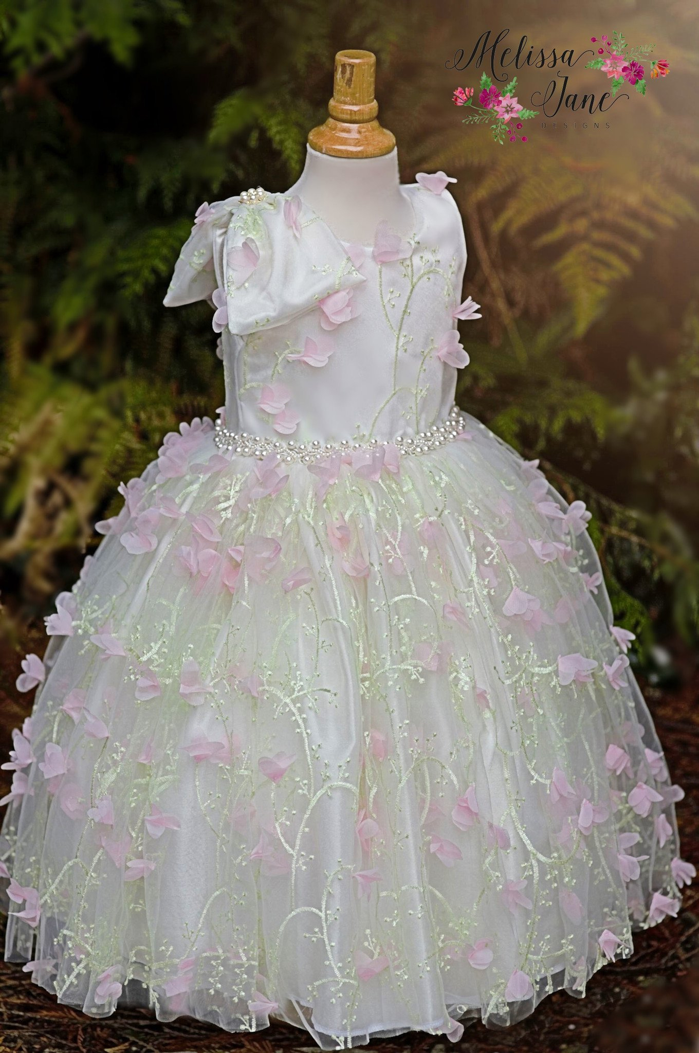 バタフライ・キス「Butterfly Kiss Flower Girl Dress」2歳から10歳