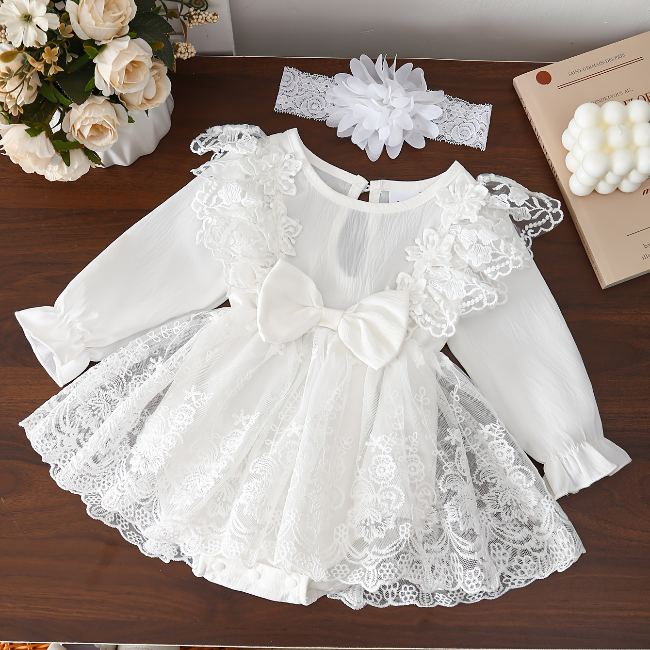 ニューボーンフォト 撮影衣装 ベビー衣装 女の子用ウエストリボンレースドレス お花のヘッドバンド付き ホワイト 長袖 0~18ヶ月