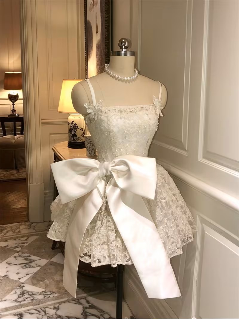 ビッグリボンのプリンセスレースドレス