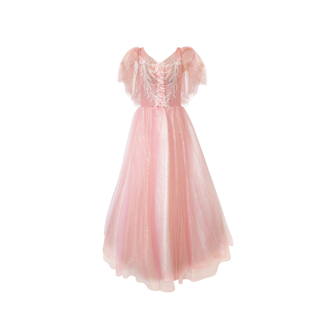 淡いピンクのロングドレス